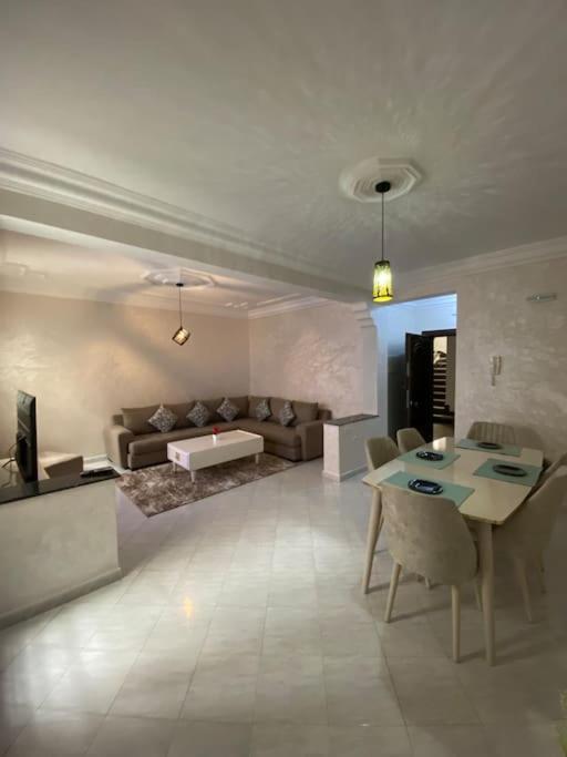 Appartement Au Centre-Ville De Tanger Nejma N°31 Luaran gambar